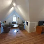 Apartment 3-zimmer-wohnung, Kueche, Bad Naehe Bahnhof Muhlacker