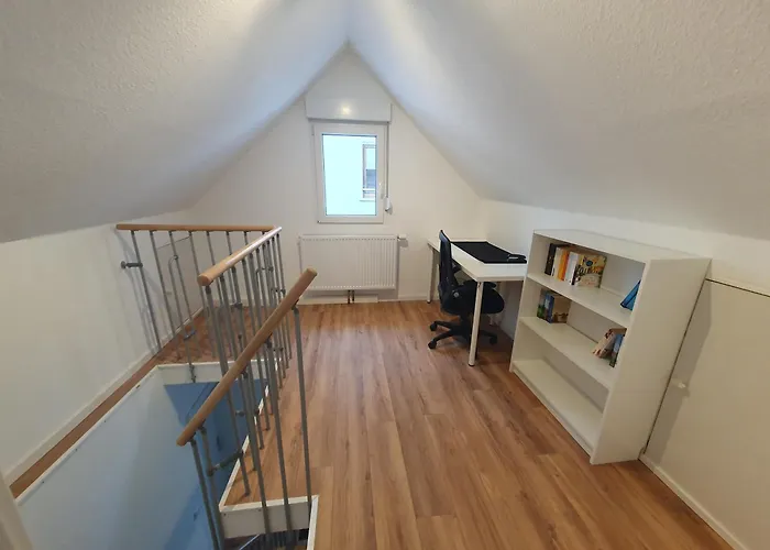 Appartamento 3-zimmer-wohnung, Kueche, Bad Naehe Bahnhof